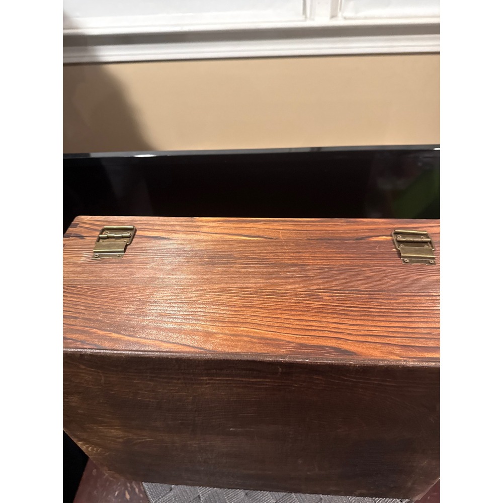 Mixology & Craft Whiskey Set Twisted Decanter Glasses Wood Box Chilling Stones - Picture 4 of 9